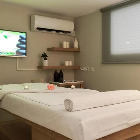 Kipo Paradiso Spa, Yoga & Gym Villa *