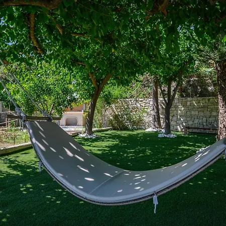 Kipo Paradiso Spa, Yoga & Gym Villa Kirianna